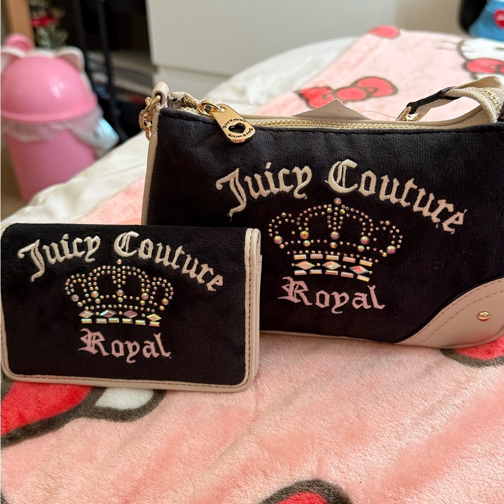 Matching Juicy Couture Mini Wristlet Bag & Snap Wallet Set!
